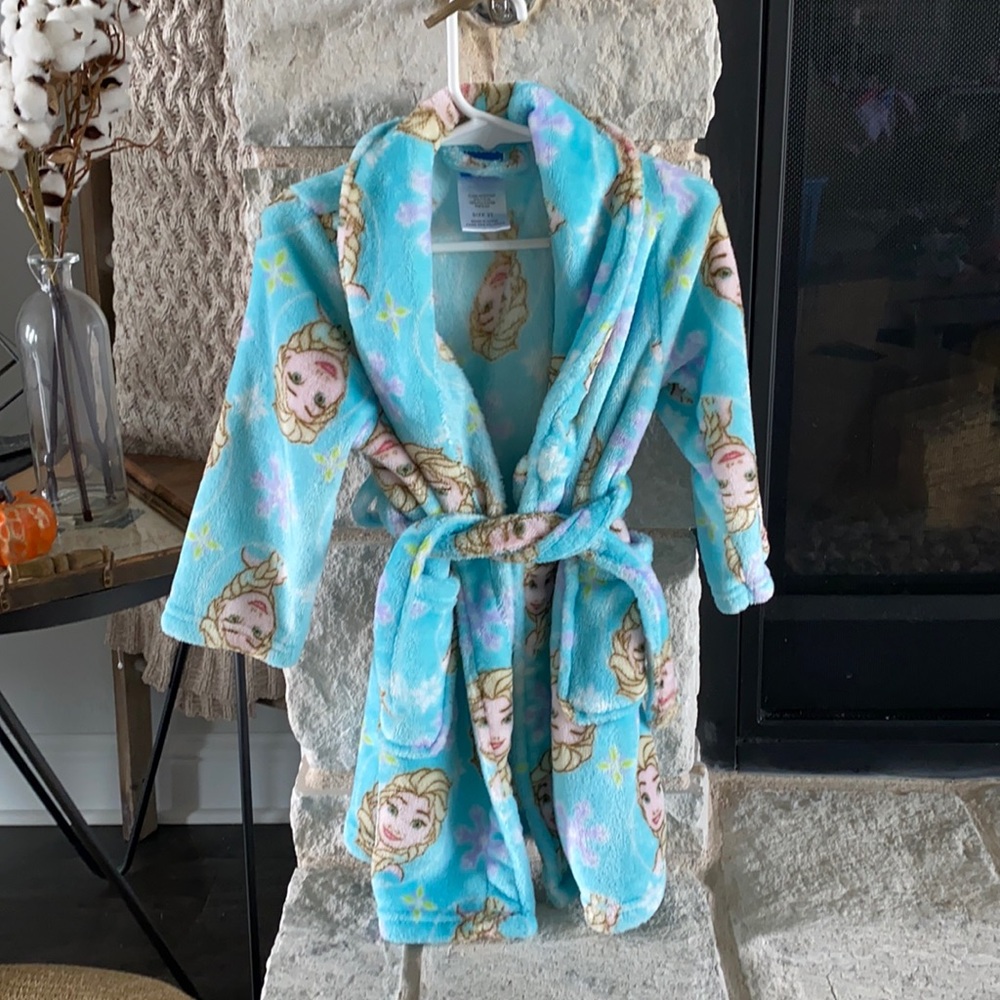 Disney Frozen kids bath robe!